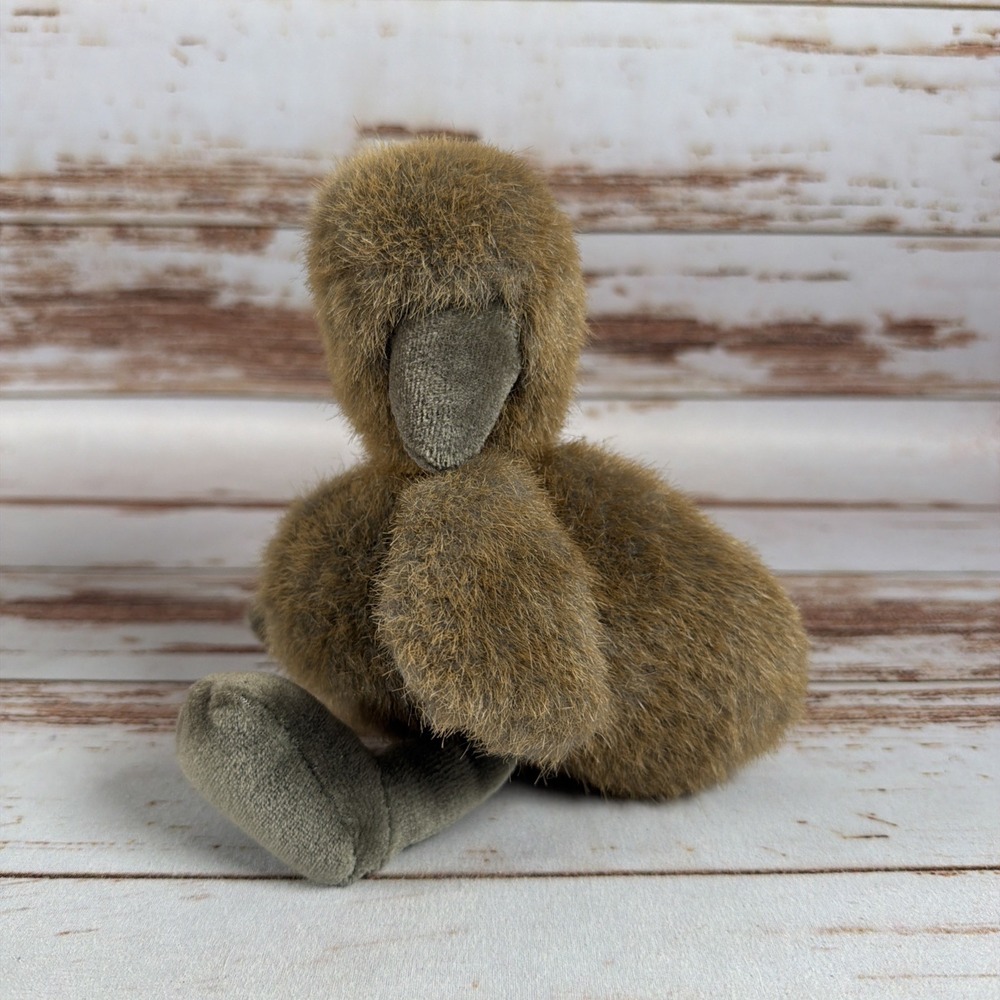 Vintage 1988 Heartline Fuzzy Plush Duck Duckling Stuffed Animal Brown 8" Used